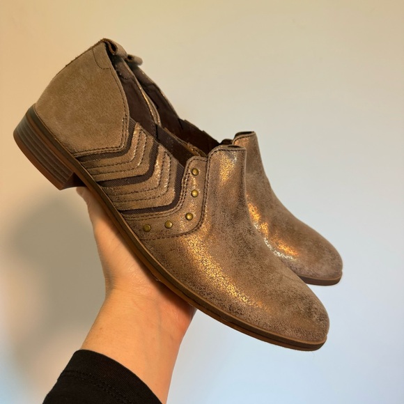 NWT Clarks Trish Bell Gunmetal Metallic Slip on Shoes Size 10 - Picture 11 of 11